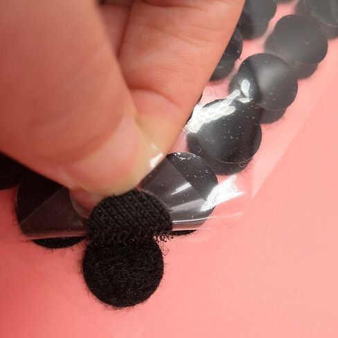 نقاط ذاتية اللصق، 108 زوجًا من نقاط الخطاف والحلقة بقطر 0.59 بوصة مع نقاط لاصقة مقاومة للماء، لاصق قوي لمستلزمات ديكورات العام الجديد، نقاط صمغ للفصول الدراسية والمكتب والمنزل باللونين الأبيض والأسود in Kuwait