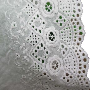 5 ياردات عرض 15.24 سم من القطن الأبيض مطرز قماش الدانتيل لتشذيب ديكور المنزل لوازم الملابس التبعي in Kuwait