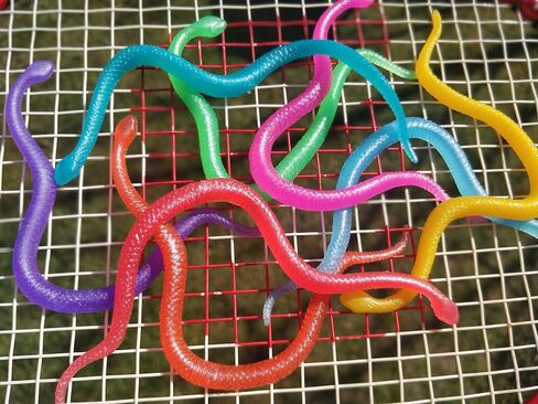 UpBrands 24 Stretchy Snakes Toys 6 Inches Bulk Set, 8 Glitter Colors, Kit for Birthday Party Favors for Kids, Goodie Bags, Easter Egg Basket Stuffers, Pinata Filler, Small Classroom Prizes in Kuwait