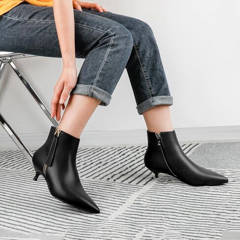 أحذية MERUMOTE النسائية الجلدية للكاحل بكعب منخفض أحذية شتوية بسحاب in Kuwait