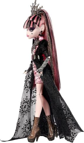 دمية Monster High Draculaura، إصدار خاص من Howliday، ثوب وردي وأسود، آخر صيحات الموضة، مجموعة العطلات، هدايا للفتيات والفتيان in Saudi Arabia