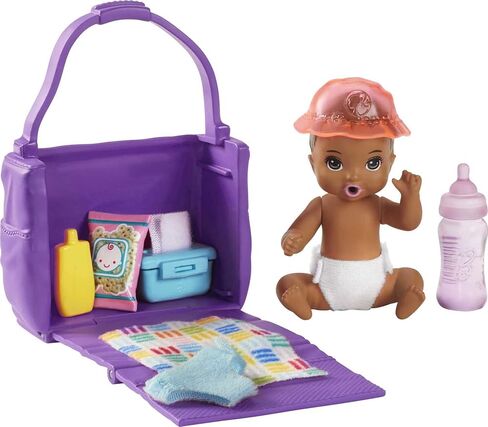 مجموعة ألعاب Barbie Skipper Babysitters Inc. للتغذية ووقت الاستحمام مع دمية طفل متغيرة الألوان وحوض استحمام وإسفنجة مصاصة وإكسسوارات وقت الاستحمام بما في ذلك منشفة على شكل بطة in Saudi Arabia
