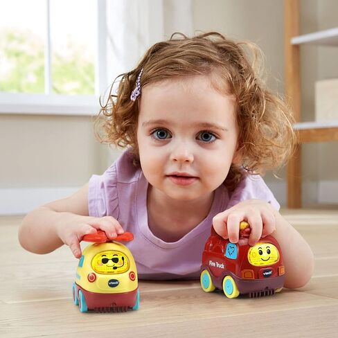 في تيك اذهب! يذهب! عبوة من قطعتين من مركبة إيرث باديز من سمارت ويلز مع شاحنة البستنة وشاحنة إعادة التدوير in Saudi Arabia