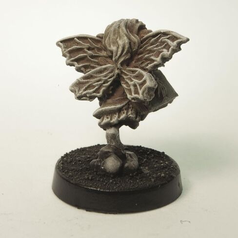 Stonehaven Pixie Messenger Miniature Figure (for 28mm Scale Table Top War Games) - Made in US in Saudi Arabia