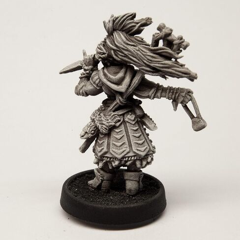 Stonehaven Female Half-Elf Witch Miniature Figure (for 28mm Scale Table Top War Games) - Made in US in Saudi Arabia
