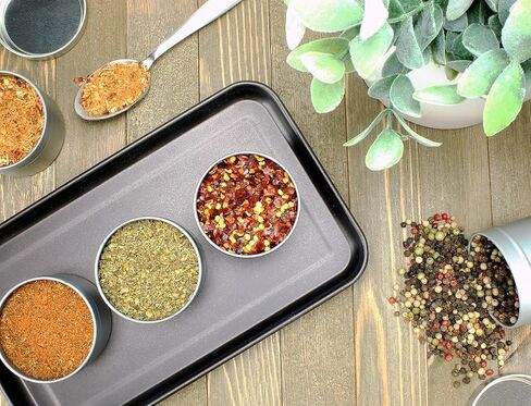 علب شمع صغيرة بوزن 118 جم (12 عبوة)؛ حاويات تخزين معدنية مع أغطية سهلة الارتداء لصناعة الشمع، هدايا الحفلات، التوابل والهدايا، والمرطبات والجل in Kuwait