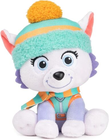 GUND PAW Patrol Holiday Winter Everest في وشاح وقبعة، لعبة قطيفة مرخصة رسميًا للأعمار من 1 فما فوق، 6 بوصات in Saudi Arabia