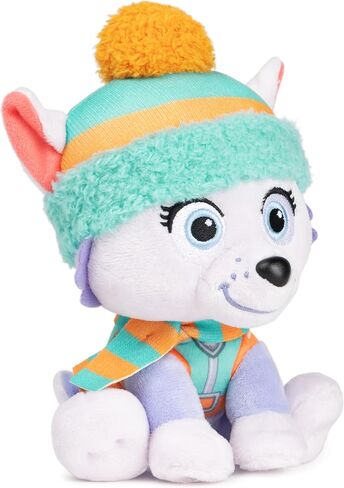 GUND PAW Patrol Holiday Winter Everest في وشاح وقبعة، لعبة قطيفة مرخصة رسميًا للأعمار من 1 فما فوق، 6 بوصات in Saudi Arabia