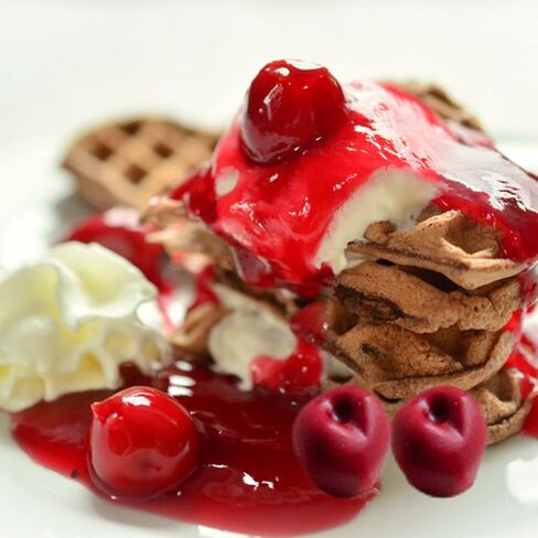 او ان ان بي ان ان قالب سيليكون على شكل كرز بـ6 تجاويف، قالب شوكولاتة مبتكر على شكل كرز، قوالب راتنج ثلاثية الابعاد على شكل فاكهة، قوالب شمع معطرة يدوية الصنع لتزيين الكعك والفوندان in Kuwait