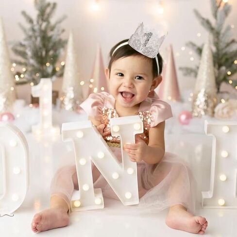 تاج عيد الميلاد الاول للشتاء - تاج دانتيل ابيض بلوري، تاج عيد الميلاد الاول على شكل ندفة الثلج، ديكور حفلات العجائب الشتوية، قبعة عيد الميلاد الاول للفتيات، شريط راس من الدانتيل مع مجوهرات فضية على in Kuwait