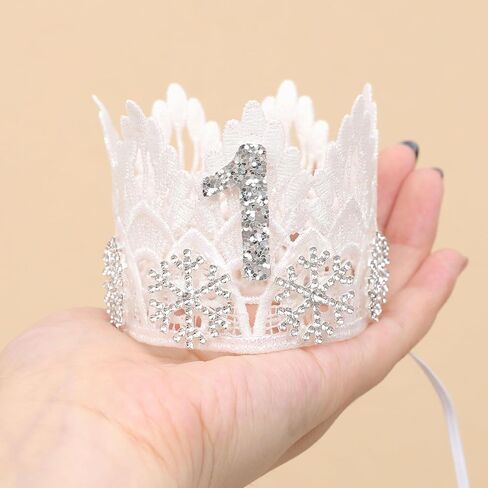 تاج عيد الميلاد الاول للشتاء - تاج دانتيل ابيض بلوري، تاج عيد الميلاد الاول على شكل ندفة الثلج، ديكور حفلات العجائب الشتوية، قبعة عيد الميلاد الاول للفتيات، شريط راس من الدانتيل مع مجوهرات فضية على in Kuwait