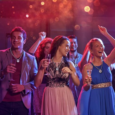 مرآة ديسكو الكرة القلائد، 70s ديسكو حزب القلائد البسيطة ديسكو الكرة القلائد الفضة ديسكو القلائد 1970s مجوهرات ديسكو حزب صالح الديكور زي الملحقات لوازم الرقص in Kuwait