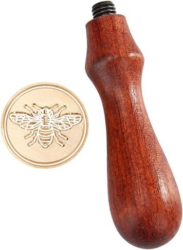 مجموعة طوابع ختم الشمع، فانكنونو 4 قطع طوابع شمع ختم أختام نحاسية + 2 قطعة مقبض خشبي، مجموعة ختم الشمع الرجعية العتيقة لأظرف البطاقات، والدعوات، وحزم النبيذ (التاج، شجرة الحياة، الحب، النحل) in Kuwait