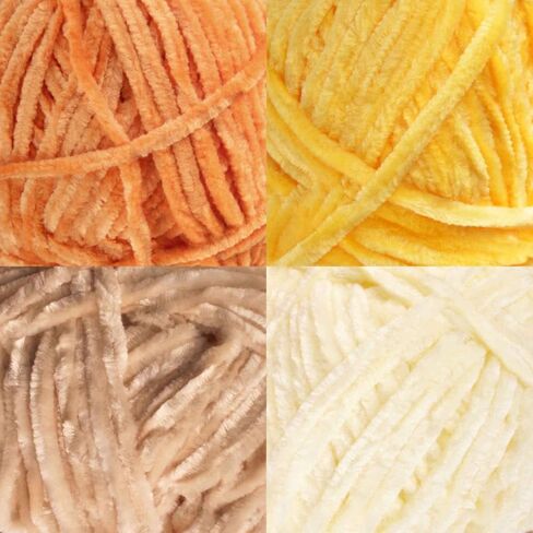 خيوط JubileeYarn Chenille - الوزن الصوفي - 100 جرام/خصلة - ظلال من الألوان المحايدة - 4 شلات من الخيوط in Kuwait