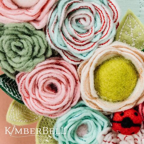 لحاف Kimberbell: اصنع نفسك في المنزل قرص مضغوط وكتاب لتصميم التطريز الآلي، الحجم الكامل: 44 × 60 بوصة + 6 مشاريع إضافية، تعليمات خطوة بخطوة للمبتدئين والمتقدمين، الأطواق: 4 × 4، 5 × 7، و6 × 10 بوصة، 805 د.ك in Kuwait