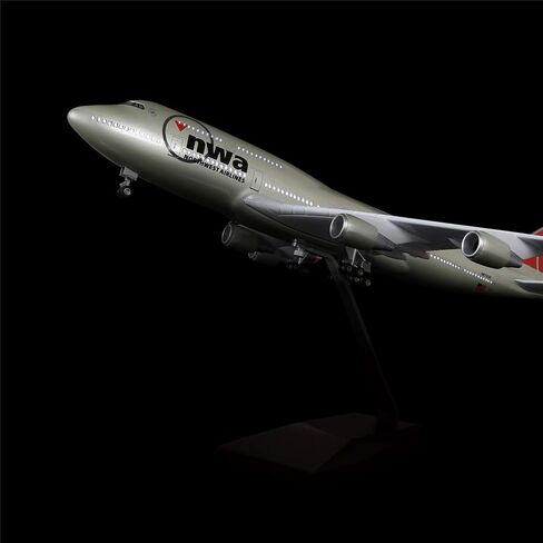 24-اورس نموذج طائرة بمقياس 1:130 مقاس 18 انش من امريكان نورث ويست 747 مع اضاءة LED (تحكم باللمس او الصوت) للديكور او الهدايا in Kuwait