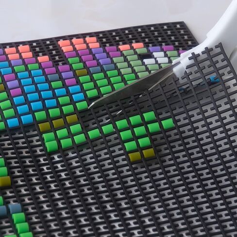 مجموعة الخرز المصنوعة من القماش Perler Snappix، مقاس 30.48 سم × 30.48 سم، قطعتان بلوري in Saudi Arabia