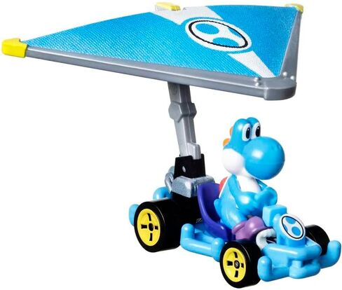 هوت ويلز كارت ماريو كارت بمقياس 1:64 يوشي بلون ازرق فاتح في اطار انبوبي مع طائرة شراعية فائقة in Saudi Arabia