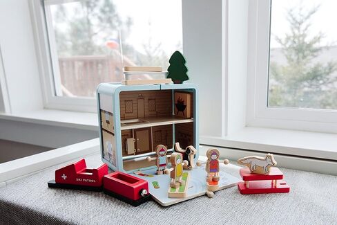 مجموعة اللعب جاك رابيت كرييشنز (شاليه للتزلج) مجموعة مكونة من 16 قطعة - ألعاب لعب محمولة - تتضمن نزل التزلج والمتزلجين وألواح التزلج على الجليد ودوريات التزلج والحيوانات - مصنوعة من الخيزران الصديق للبيئة - للأعمار من 3 سنوات فما فوق in Kuwait