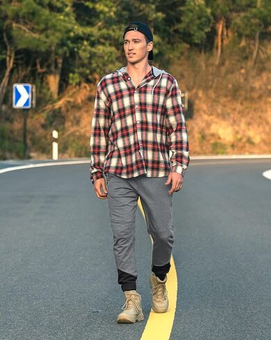 بنطال رياضي رجالي من Insenver، سروال رياضي للتدريب على صالة الألعاب الرياضية، بنطال رياضي مناسب للركض للرجال مع جيوب بسحاب in Kuwait