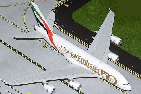 جيمينيجيتس G2UAE1056 ايرباص الامارات A380 الذكرى الخمسين A6-EVG؛ مقياس 1:200 in Kuwait