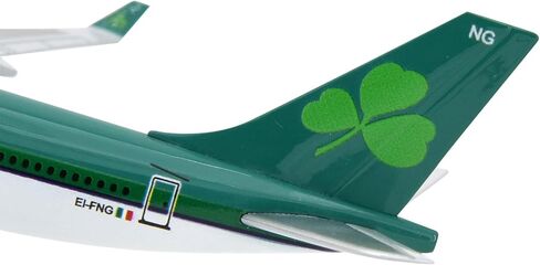 TANG DYNASTY 1:400 Air Bus A330-300 Ireland AER Lingus نموذج طائرة معدنية لعبة طائرة نموذج طائرة (أخضر) in Kuwait