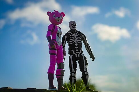 Fortnite 12" Victory Series Duo Figure Pack in Saudi Arabia