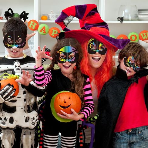 Z1juce 30 قطعة قناع عيد الميلاد جاك وسالي للخدش، مجموعة هدايا للأطفال، أقنعة قوس قزح سحرية للخدش للأطفال، هدايا حفلات عيد الميلاد، مجموعة أدوات فنية بألوان قوس قزح للأنشطة المدرسية in Kuwait