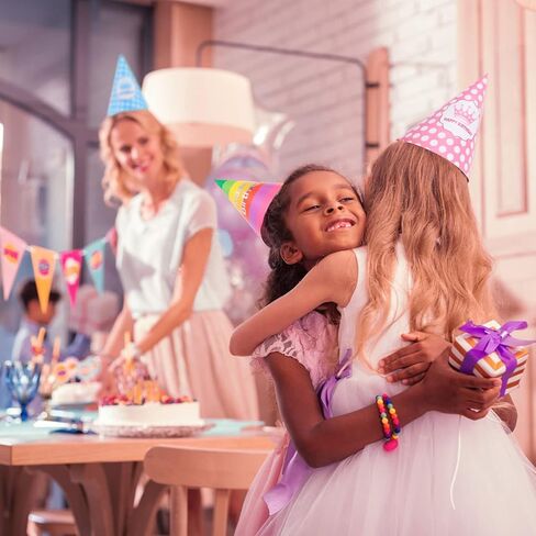 30 قطعة من قبعات حفلات أعياد الميلاد بألوان قوس قزح، قبعات ورقية مخططة ملونة بتصميم مخروطي الشكل، قبعة عيد ميلاد للأطفال والكبار in Kuwait