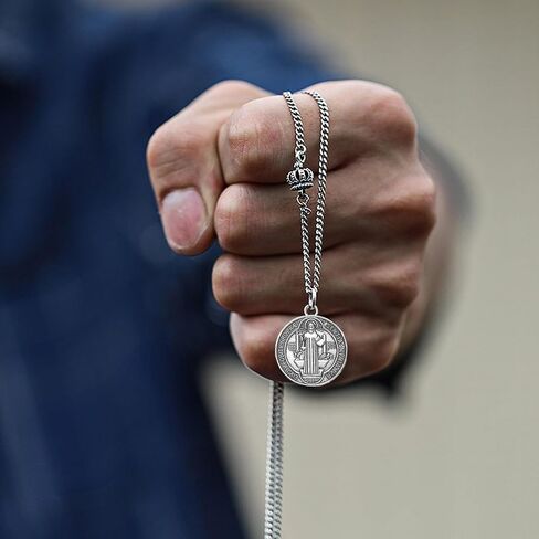 ميدالية SVICCOOKQ St Benedict، 100 قطعة من ميدالية Saint Benedict، ميدالية دي سان بينيتو معدنية 0.94 × 0.79 بوصة حماية من قلادة الشر هدايا عيد الميلاد للنساء والرجال صناعة المجوهرات. in Saudi Arabia