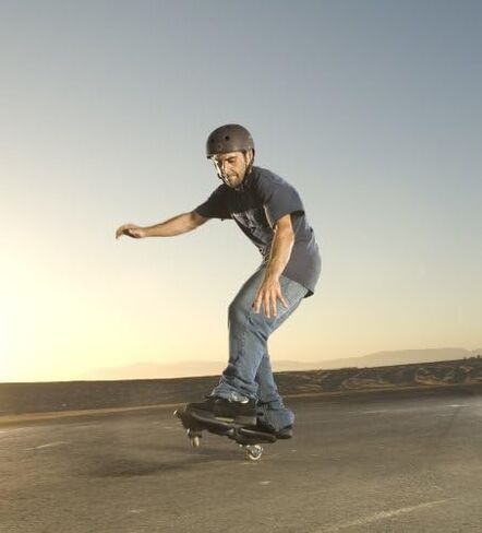Razor RipStik Caster Board Classic Collection, 2 Wheel Skateboard with 360-degree Casters, for Kids,Teens and Adults in Saudi Arabia