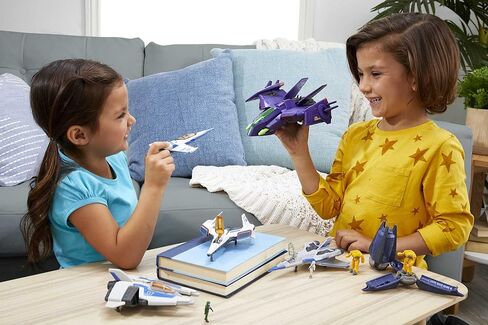 Mattel Disney Pixar Lightyear Hyperspeed Series Zurg Fighter Ship 9.25 Inches Long Authentic Detail, with Zurg Figure 2.25 Inches Tall, Fan Gift Ages 4 Years & Up in Kuwait