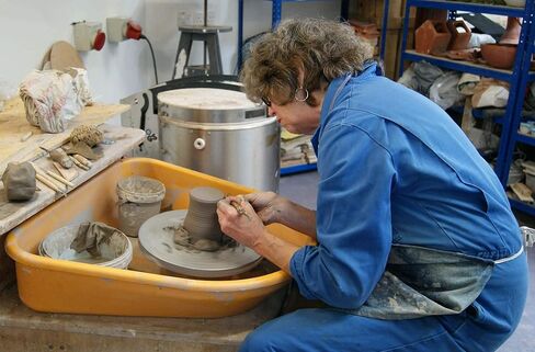 Augernis Ceramic Clay Tools, 45Pcs Pottery Sculpting Tools Set with Wooden Handles for Pottery Modeling, Smoothing, Carving, Beginners Kid's After Classes Club in Kuwait