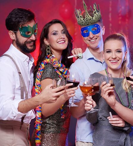 غطاء رأس ريفي جولد كراون من اتيتيود ستوديو، إكسسوار أزياء الهالوين للبالغين in Kuwait