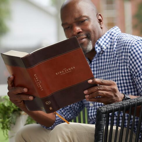 KJV, The King James Study Bible, Leathersoft, Brown, Thumb Indexed, Red Letter, Full-Color Edition: Holy Bible, King James Version in Saudi Arabia