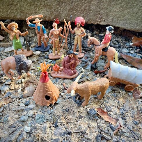 Safari Ltd Wild West TOOB - 11 Hand Painted Toy Figurines in Saudi Arabia