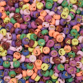 AmlkHxuan 1000pcs Round Letter Beads Colorful Gold Acrylic with Gold Beads Alphabet 4x7mm Beads for Bracelets Necklace Jewelry Making Supplies. (Gold Colored)