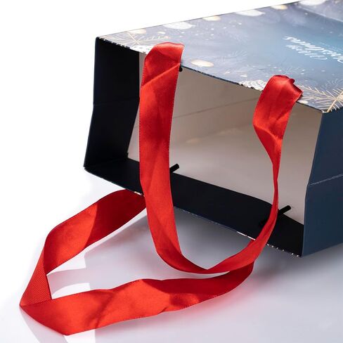 24 قطعة من أكياس هدايا عيد الميلاد الصغيرة من أرتليميرز مع مقابض، وأوراق مناديل لتغليف الهدايا، وأكياس ورق كرافت السائبة، مطبوعات متنوعة لعيد الميلاد لعيد الميلاد، وأعياد الميلاد، والعطلات، ومفضلات الحفلات، والهدايا، والخروج in Kuwait