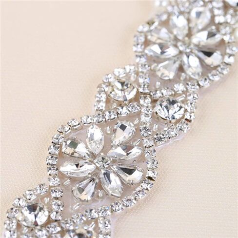 حزام الزفاف مزين بحجر الراين مع بلورات ولؤلؤ - مخيط على أو لاصق لوشاح الزفاف DIY 11.4 × 1.9 بوصة فضي Rz-011 in Kuwait