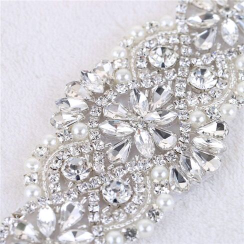 حزام الزفاف مزين بحجر الراين مع بلورات ولؤلؤ - مخيط على أو لاصق لوشاح الزفاف DIY 11.4 × 1.9 بوصة فضي Rz-011 in Kuwait