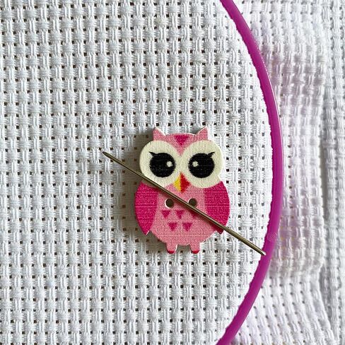 DPXWCCH 4 Pieces Owl Needle Minders, Magnetic Wooden Needle Nanny, Cross Stitch Embroidery Needlework Accessories in Kuwait