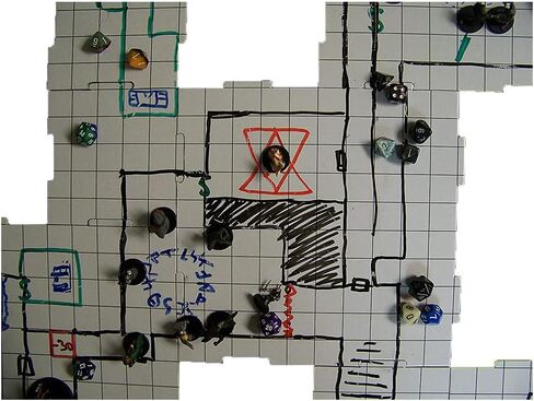 بلاط زنزانة قابل للمسح الجاف، مجموعة كومبو من 5 مربعات متشابكة مقاس 10 انش وستة عشر 5 انش للعب الادوار والالعاب المصغرة على سطح الطاولة in Kuwait