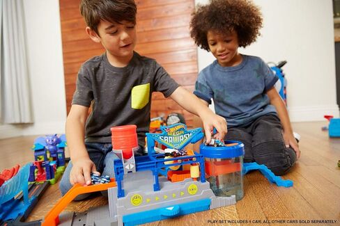Hot Wheels FTB66 City Mega Car Wash Connectable Play Set with Diecast & Mini Toy Car in Saudi Arabia