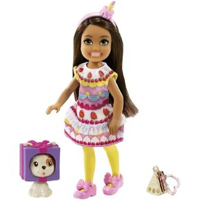 Barbie Club Chelsea Dress-Up Doll (6-inch Brunette) in Cake Costume with Pet and Accessories, for 3 to 7 Year Olds