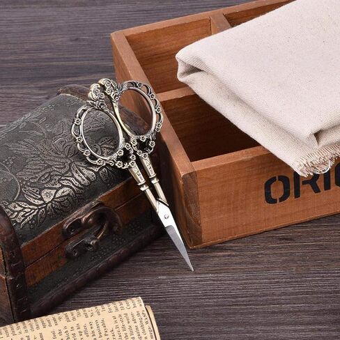 مقص زهر البرقوق الكلاسيكي الكلاسيكي على شكل زهرة التطريز والتطريز مقص خياط من الفولاذ المقاوم للصدأ (اللون #1) in Kuwait