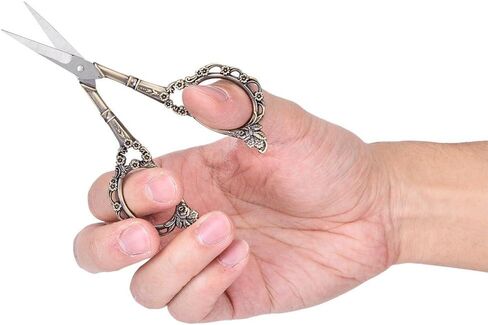 مقص زهر البرقوق الكلاسيكي الكلاسيكي على شكل زهرة التطريز والتطريز مقص خياط من الفولاذ المقاوم للصدأ (اللون #1) in Kuwait