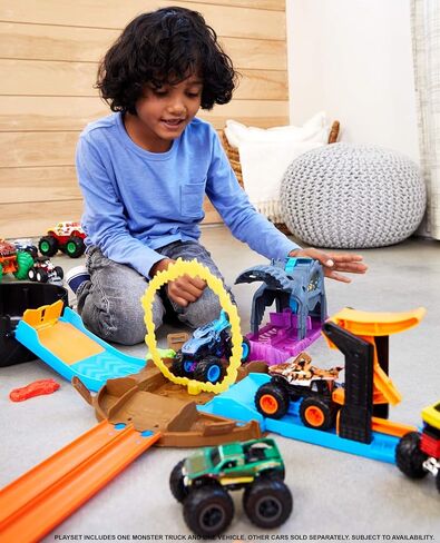 Hot Wheels Monster Truck Pit & Launch Playsets with a 1 Monster Truck & 1 Hot Wheels 1:64 Scale Car, Great Gift for Kids Ages 4 Years & Older in Saudi Arabia