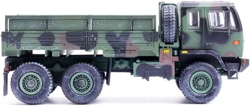 Motor city classics 1:72 Scale US M1083 Medium Tactical Vehicle – NATO Camouflage - 12218PA - Panzerkampf in Saudi Arabia