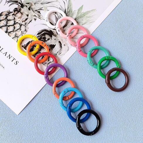 30 قطعة من حلقات زنبركية على شكل حرف O مقاس 1 انش، مشابك خطافية دائرية لابزيم حلقة المفاتيح لسلسلة المفاتيح وشنط اليد والمحفظة وحزام الكتف، 15 لون in Kuwait