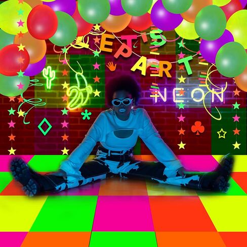 20 ورقة يلمع في الظلام لوازم الحفلات من النيون ورق لامع وديكورات الحفلات السوداء (5 ألوان) in Kuwait